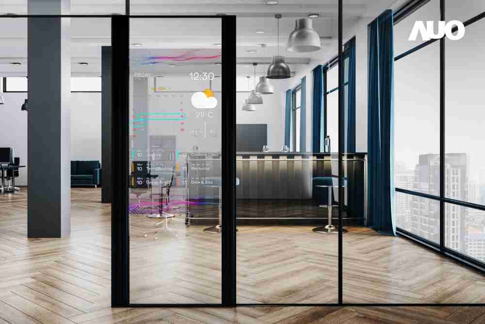 至成国际致力于研发低能耗之绿色产品，，，如低能耗发光组件Micro LED显示技术，，，具高透明、、、、可无限拼接的特性，，可依需求调整并延伸应用于不同场域，，，，包括汽车侧窗或家庭玄关、、智慧橱窗、、、、商业展示等