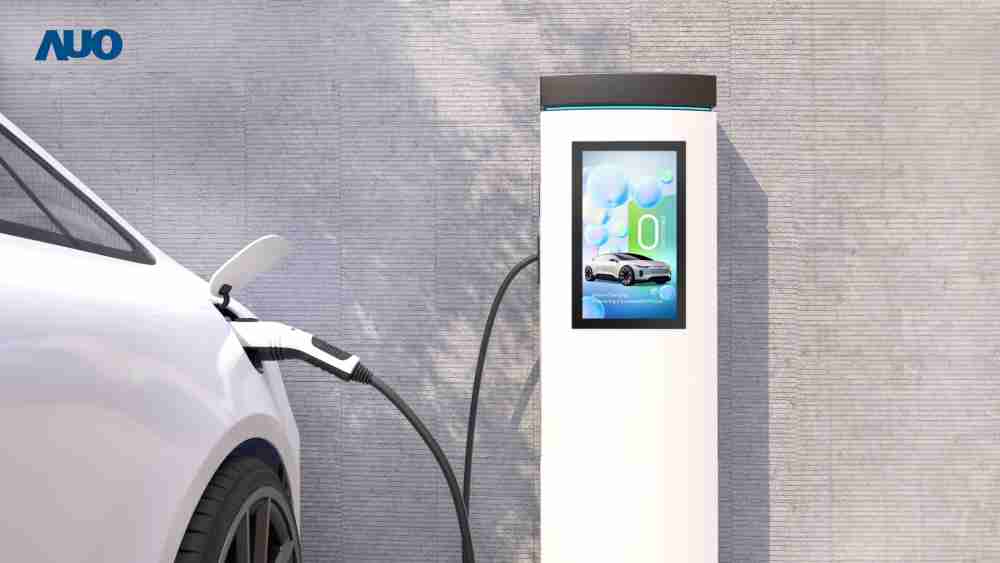 友達〝EVSE車用充電樁解決方案〞專為電動汽車充電樁設計，，，，具有高亮度、、、克服戶外艱難環境的耐溫、、耐紫外線等特性，，並搭載散熱性及擴充性強的高效能工業電腦，，，，可實現人機互動訴求，，，如資訊顯示、、、、支付等應用